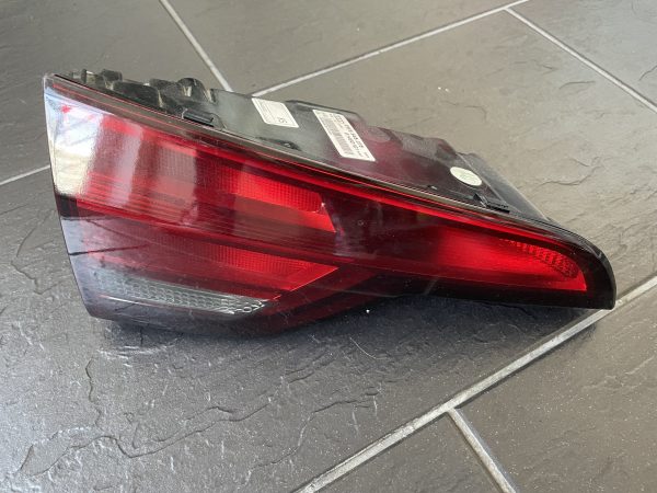 Rückleuchten Heckleuchte Audi 8W9 945 075