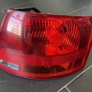Audi A4 B7 Avant Rückleuchten Heckleuchte 8E9 945 096 E