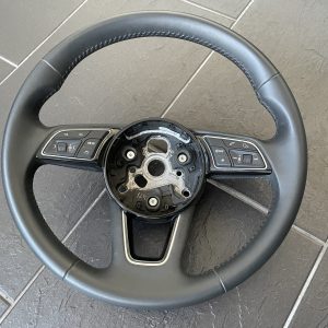 Audi A4 / Audi A5 8W Lenkrad   8W0 419 689,  8W0419091CL
